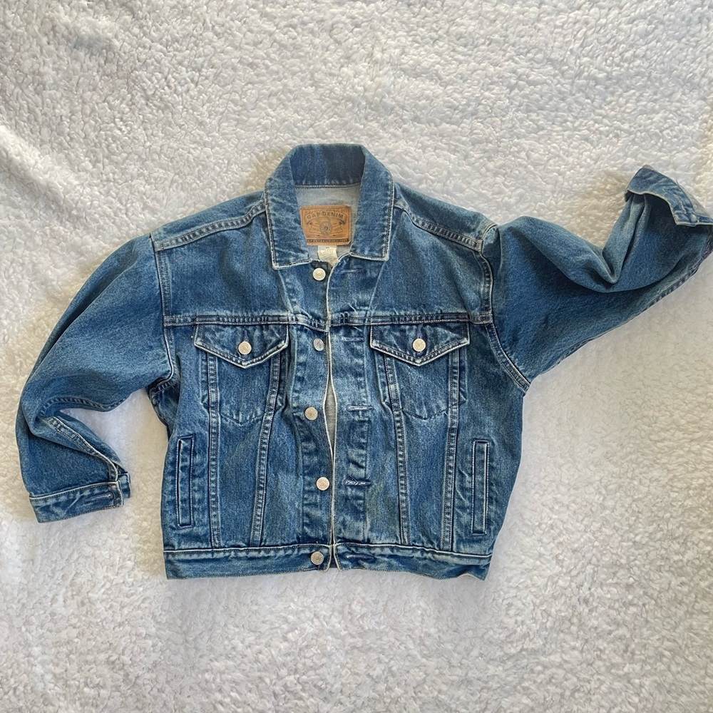 Vintage Gap Jean Jacket. Youth Medium Gap Jean Jacket